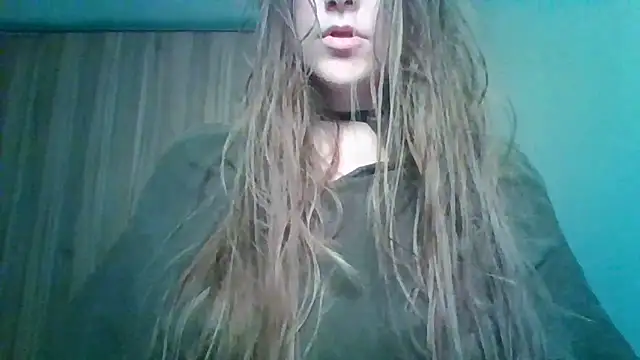 Evasapples online show from 05/26/26, 08:49
