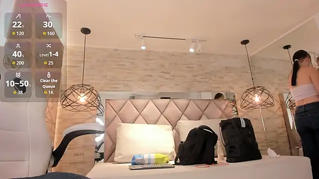 dorothy vegga online show from 09/27/25, 03:44