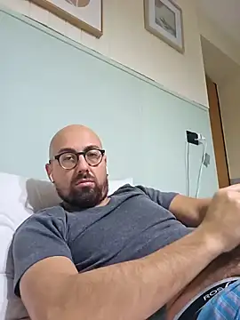 Snapshot of darione_90 chatting on 12/04/24, 12:30 darione 90 online show from 12/04/24, 12:30