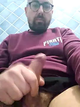 Snapshot of darione_90 chatting on 01/04/25, 05:58 darione 90 online show from 01/04/25, 05:58