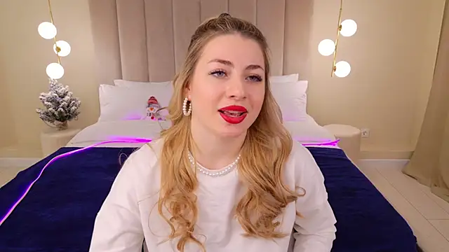HelenaMorgan online show from 12/12/24, 03:48
