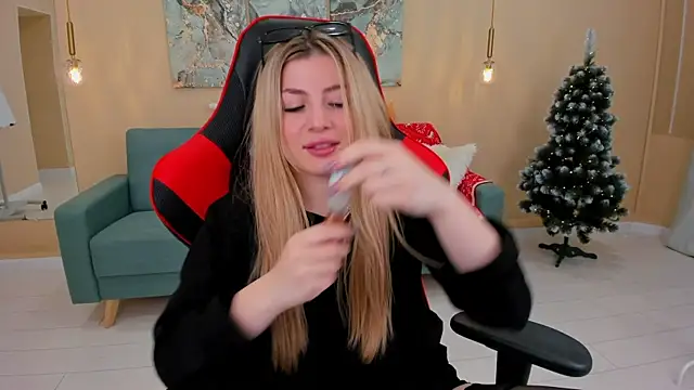 HelenaMorgan online show from 12/18/24, 06:46