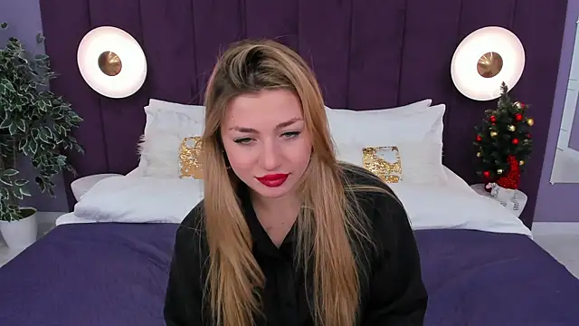 HelenaMorgan online show from 01/04/25, 03:39