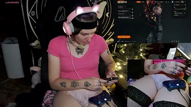 BrandiWRLD 999 online show from 12/16/24, 11:07