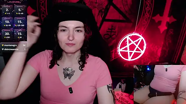 Snapshot of BrandiWRLD_999 chatting on 10/21/25, 06:30 BrandiWRLD 999 online show from 10/21/25, 06:30