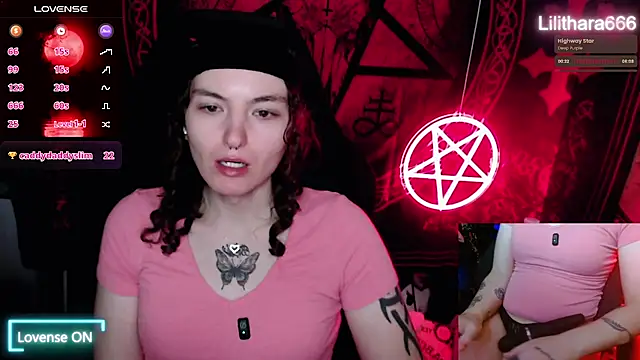 Snapshot of BrandiWRLD_999 chatting on 10/31/25, 05:58 BrandiWRLD 999 online show from 10/31/25, 05:58