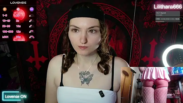 Snapshot of BrandiWRLD_999 chatting on 11/21/25, 08:29 BrandiWRLD 999 online show from 11/21/25, 08:29