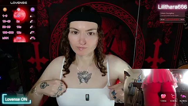 Snapshot of BrandiWRLD_999 chatting on 11/26/25, 02:12 BrandiWRLD 999 online show from 11/26/25, 02:12