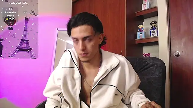 Aaron-Saemz- online show from 02/07/25, 06:13