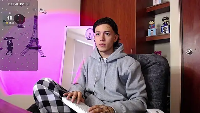 Aaron-Saemz- online show from 02/09/25, 11:47