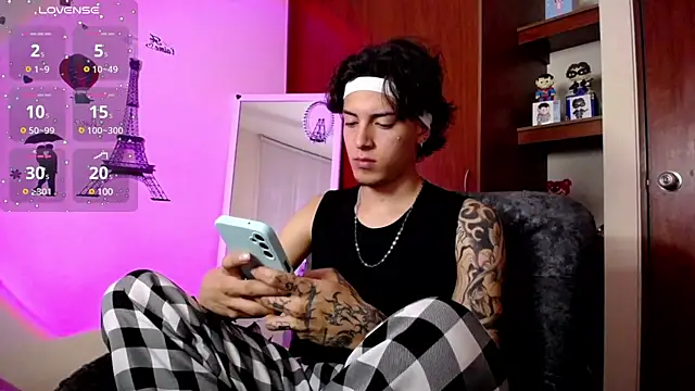 Aaron-Saemz- online show from 02/17/25, 04:20