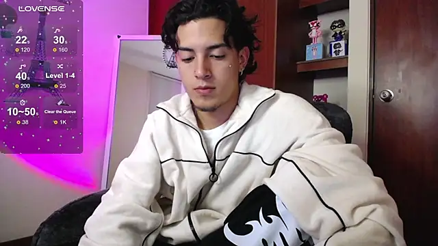 Aaron-Saemz- online show from 02/23/25, 03:24