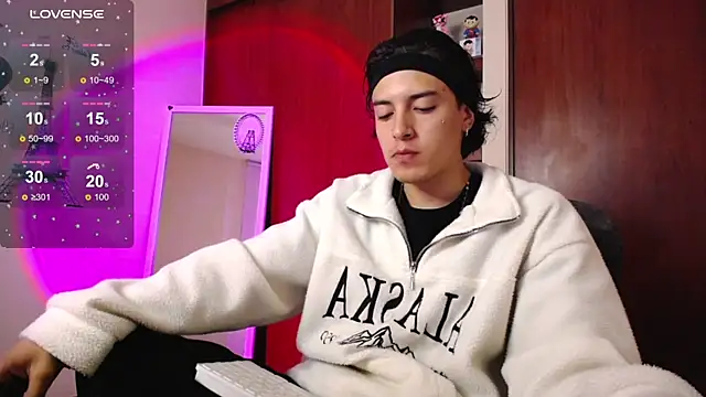 Aaron-Saemz- online show from 03/22/25, 02:16