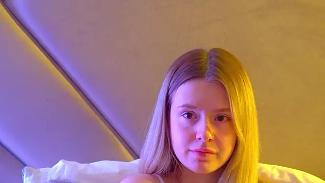 MilanaBalmain online show from 06/11/26, 12:54