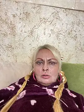 Snapshot of Gardener_of_Illusions chatting on 09/24/25, 12:14 Gardener of Illusions online show from 09/24/25, 12:14