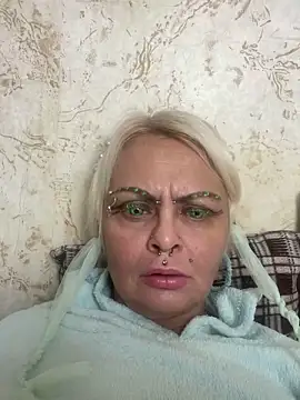 Snapshot of Gardener_of_Illusions chatting on 10/06/25, 03:48 Gardener of Illusions online show from 10/06/25, 03:48