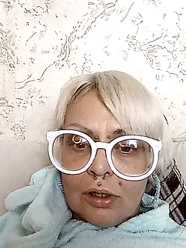 Snapshot of Gardener_of_Illusions chatting on 11/03/25, 04:41 Gardener of Illusions online show from 11/03/25, 04:41