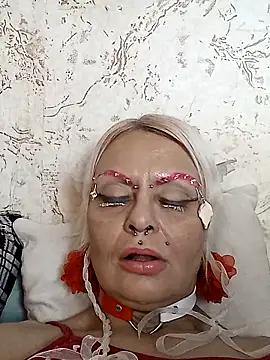 Snapshot of Gardener_of_Illusions chatting on 11/21/25, 11:53 Gardener of Illusions online show from 11/21/25, 11:53