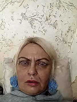 Snapshot of Gardener_of_Illusions chatting on 11/30/25, 10:52 Gardener of Illusions online show from 11/30/25, 10:52