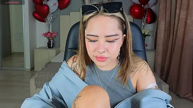 baby  kim online show from 10/02/25, 05:03