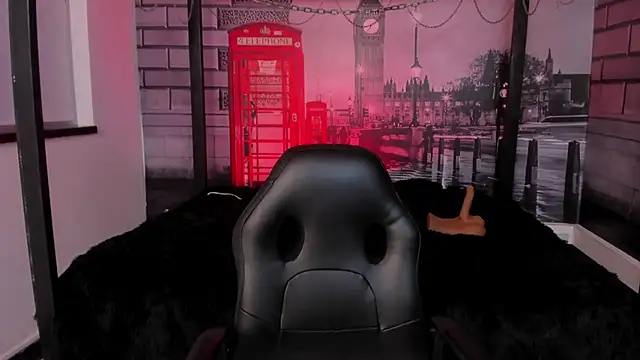 Snapshot of estrella_bigboobs14 chatting on 10/06/25, 06:27 estrella bigboobs14 online show from 10/06/25, 06:27