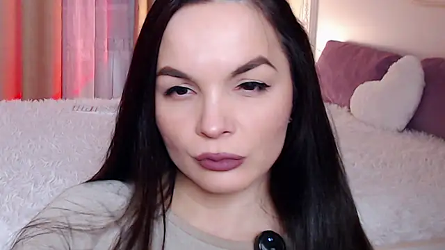 Avylew online show from 12/16/25, 07:41