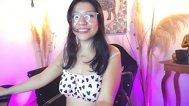 Snapshot of Gag_princeess chatting on 03/02/25, 04:50 Gag princeess online show from 03/02/25, 04:50