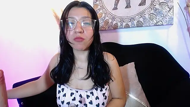 Snapshot of Gag_princeess chatting on 03/09/25, 10:30 Gag princeess online show from 03/09/25, 10:30