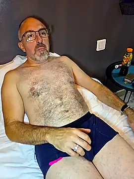 Crosss-23cm online show from 10/12/25, 06:40