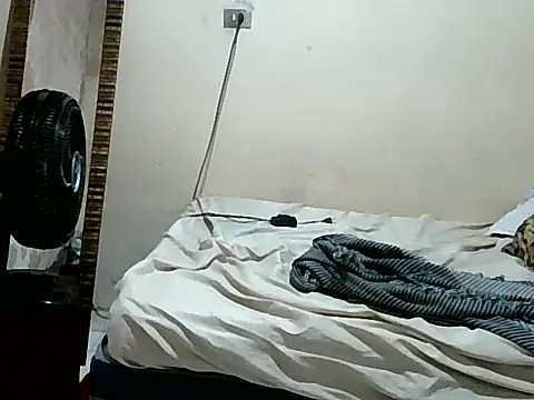 Snapshot of pornstarbrezillian chatting on 09/22/25, 03:25 pornstarbrezillian online show from 09/22/25, 03:25