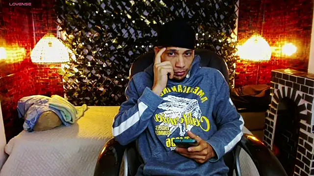 SonicJ25 online show from 12/11/24, 04:07