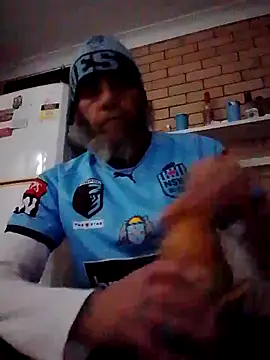 Snapshot of Deonlonely1 chatting on 06/17/26, 03:24 Deonlonely1 online show from 06/17/26, 03:24