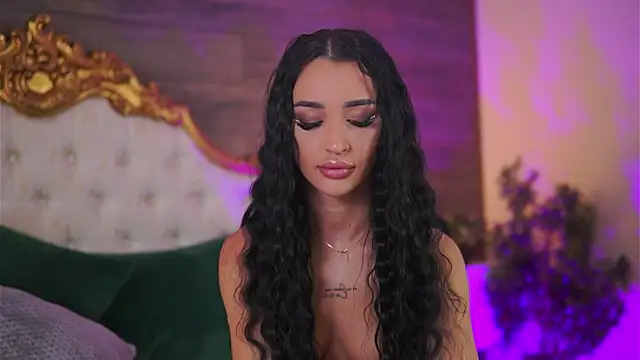 Snapshot of DeniseDevilles chatting on 12/27/24, 12:23 DeniseDevilles online show from 12/27/24, 12:23
