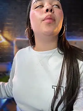 Paloma  LS online show from 10/15/25, 05:57