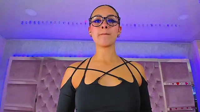 Harii 02 online show from 11/04/25, 08:08