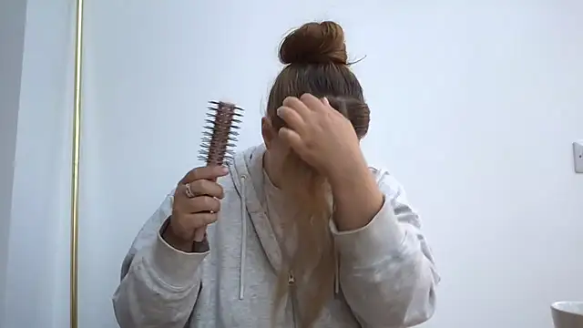 Krystal Tx online show from 09/27/25, 06:51