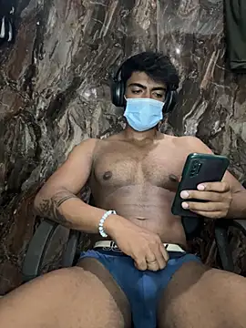 rony6663 online show from 10/10/25, 05:28