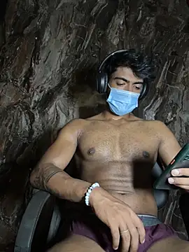 Snapshot of rony6663 chatting on 10/11/25, 07:07 rony6663 online show from 10/11/25, 07:07