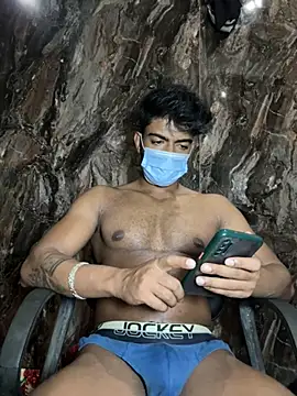 Snapshot of rony6663 chatting on 11/09/25, 08:23 rony6663 online show from 11/09/25, 08:23