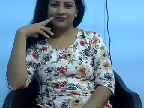 tripti2 online show from 02/01/25, 02:02