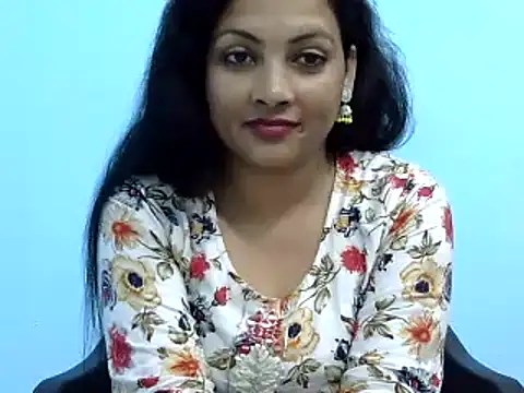 tripti2 online show from 03/04/25, 10:02