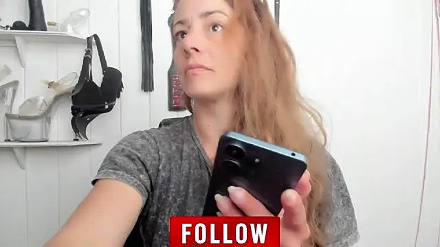 jessiburningheels online show from 10/16/25, 09:54