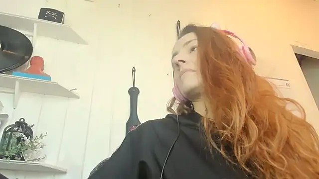 jessiburningheels online show from 06/15/26, 01:02