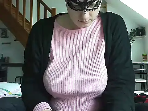 Snapshot of Lauzo21 chatting on 03/14/25, 12:07 Lauzo21 online show from 03/14/25, 12:07