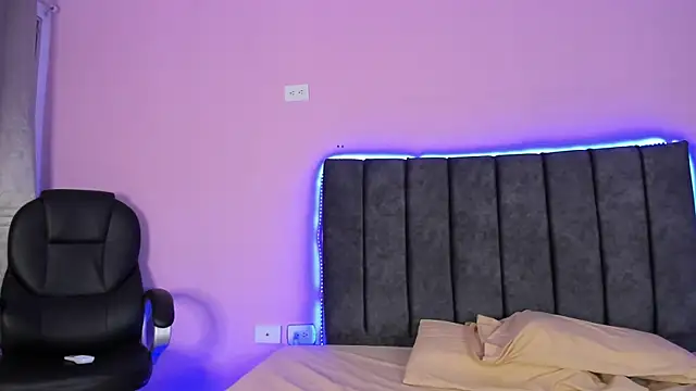 AbbySmiitth  online show from 01/11/25, 12:07