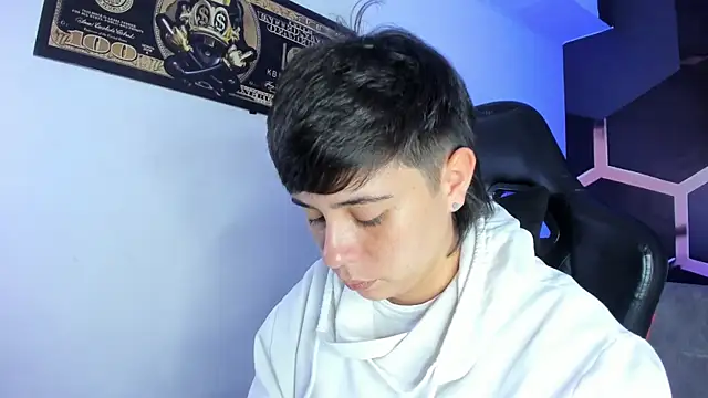 AbbySmiitth  online show from 09/16/25, 07:04