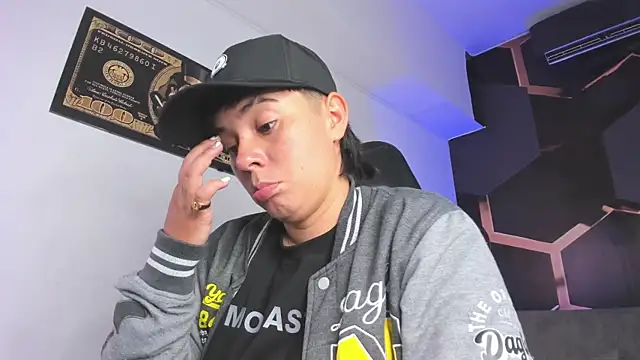 AbbySmiitth  online show from 10/13/25, 07:25