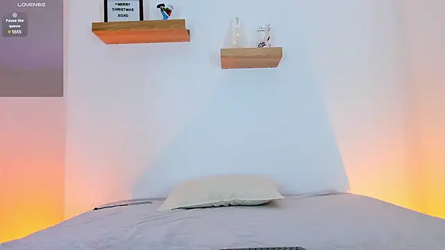 serge 7 online show from 12/09/24, 02:24