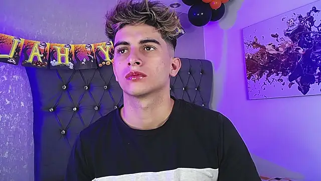 MrWilliseo online show from 10/14/25, 07:58