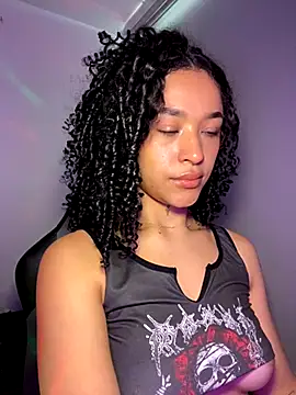 Crystal Dluna online show from 09/25/25, 04:32